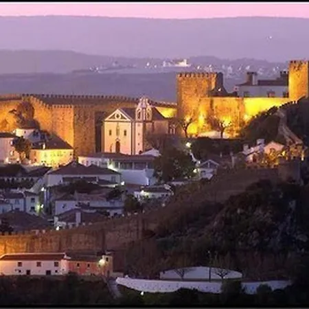 Castle Holidays - Casa Maria D Bidos Ferienhaus *